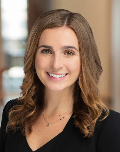 Polly Roth, Analyst, Private Equity, REMNAC INVESTMENTS AG